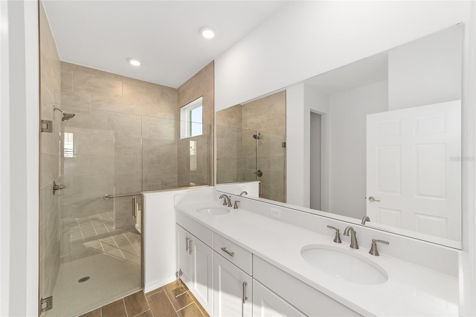 WEYBOURNE LANDING - Residential