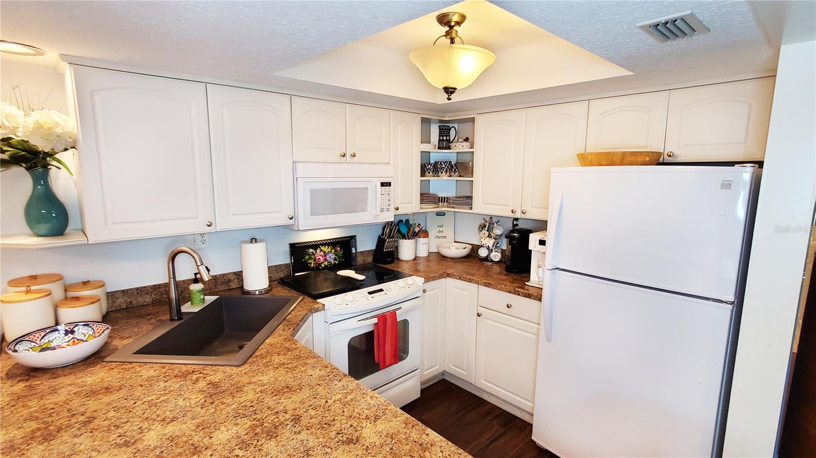 SANDAL COVE CONDO - Residential