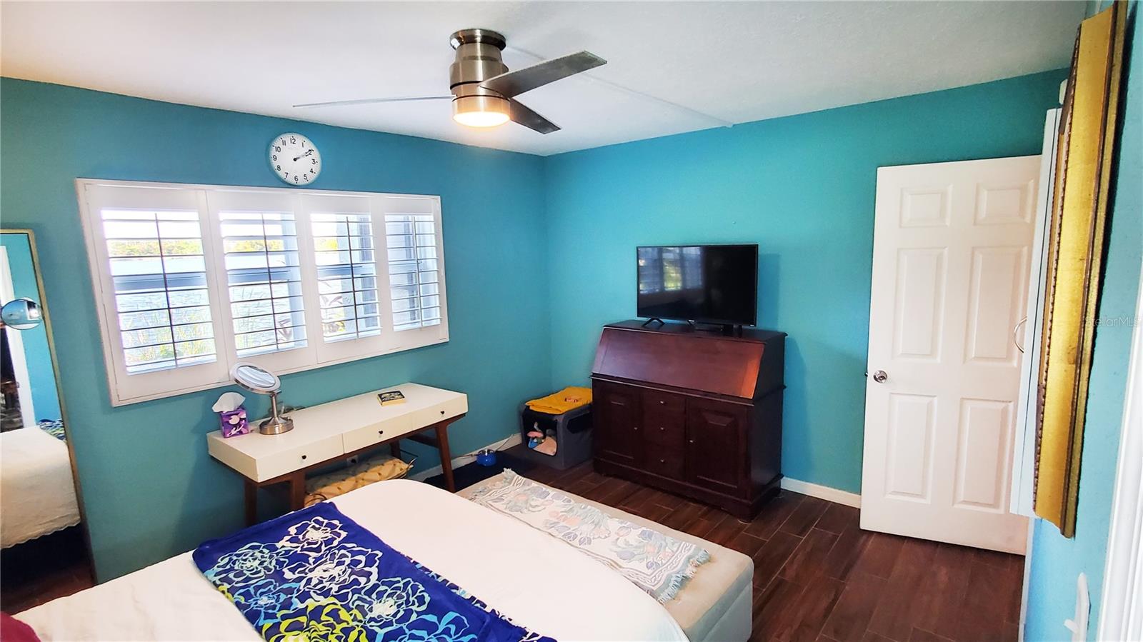 SANDAL COVE CONDO - Residential