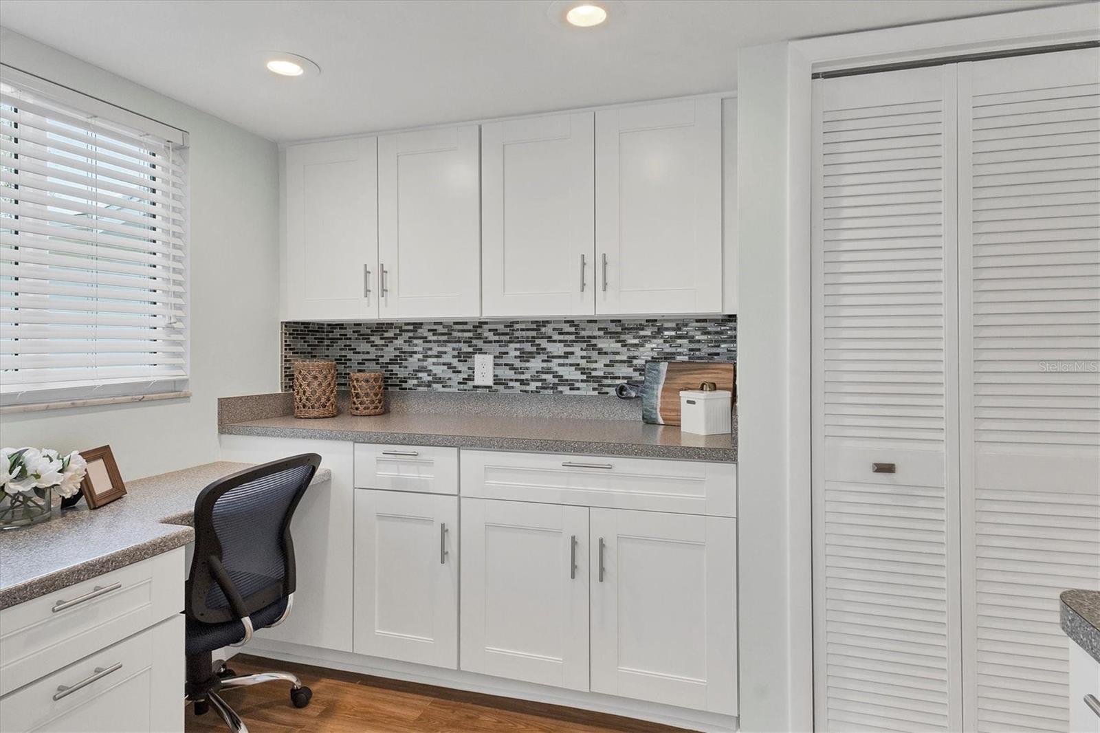 VILLAGE GREEN OF BRADENTON SEC 3 - Residential