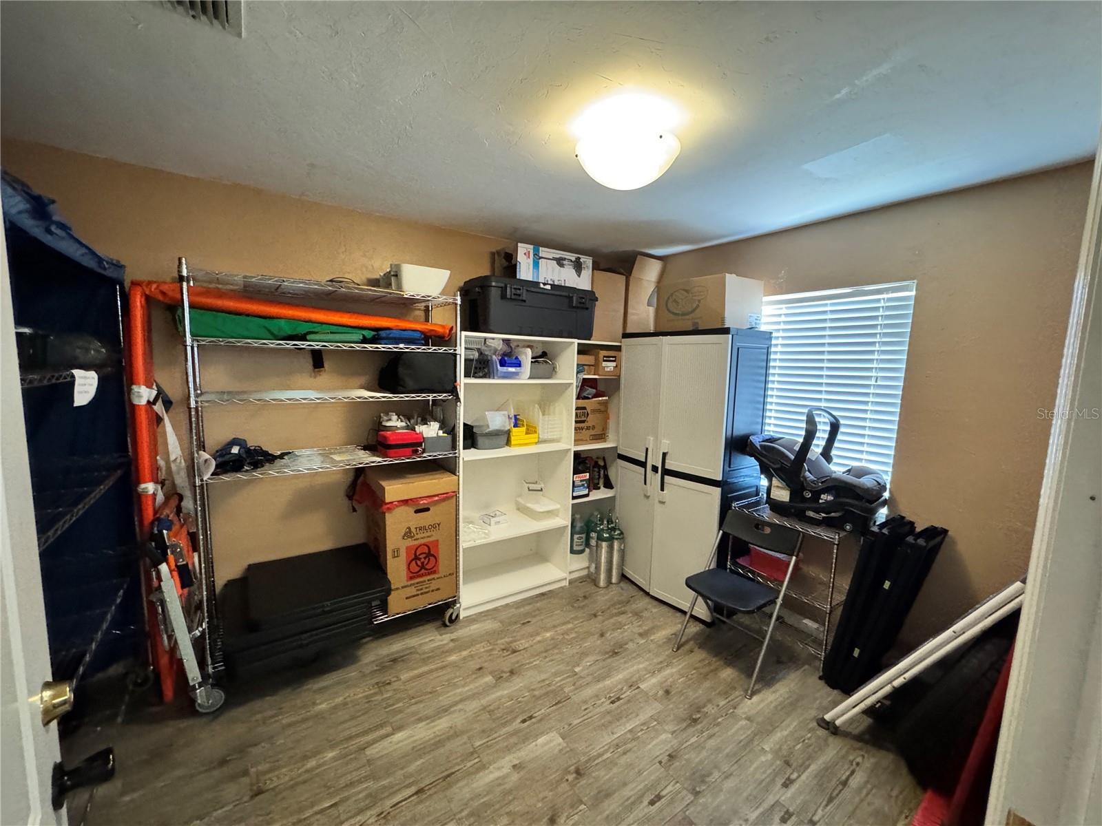 KENILWORTH PARK - Commercial Sale