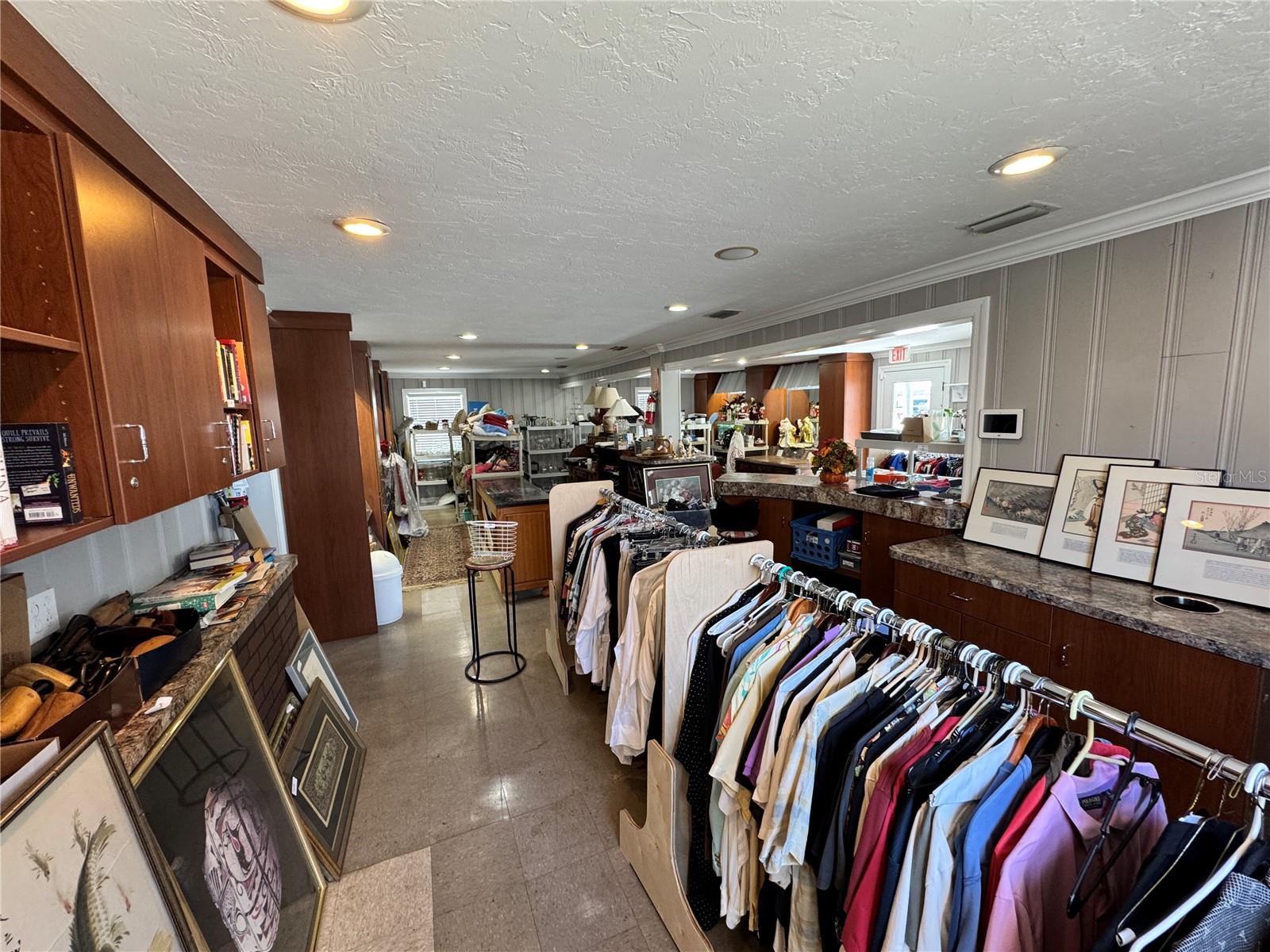 KENILWORTH PARK - Commercial Sale