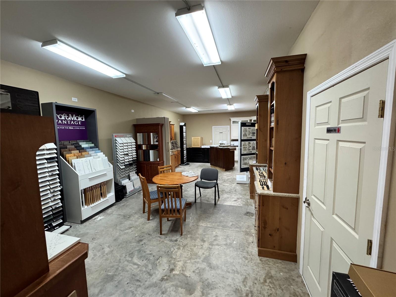 KENILWORTH PARK - Commercial Sale