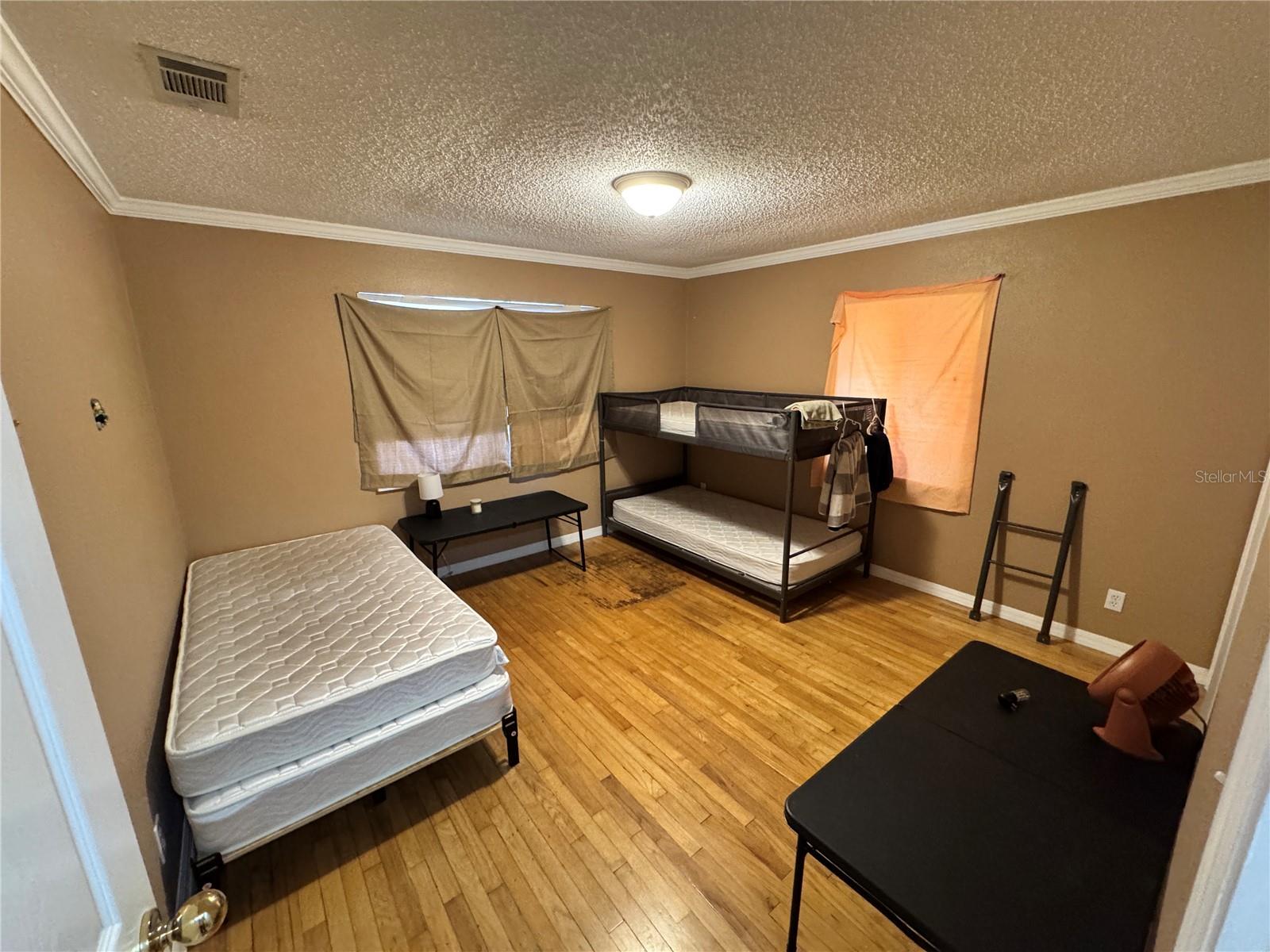 KENILWORTH PARK - Commercial Sale