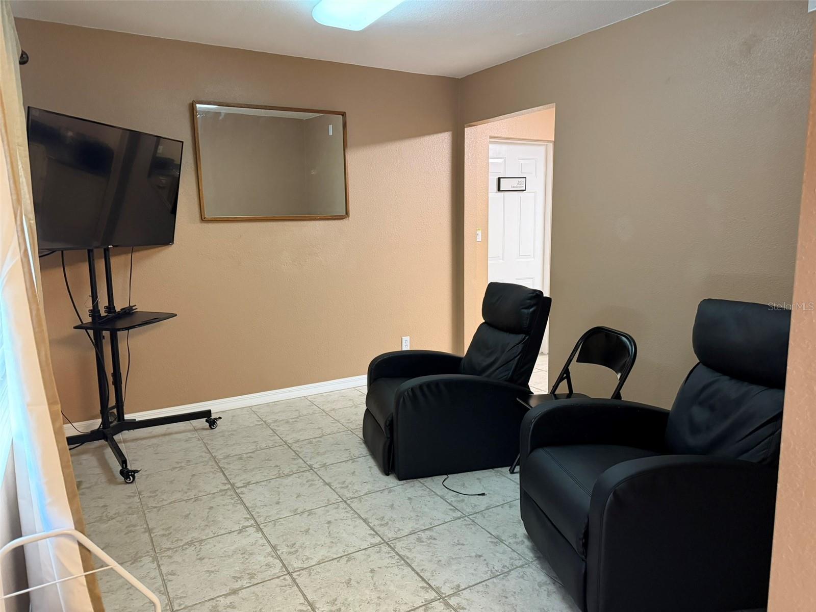 KENILWORTH PARK - Commercial Sale