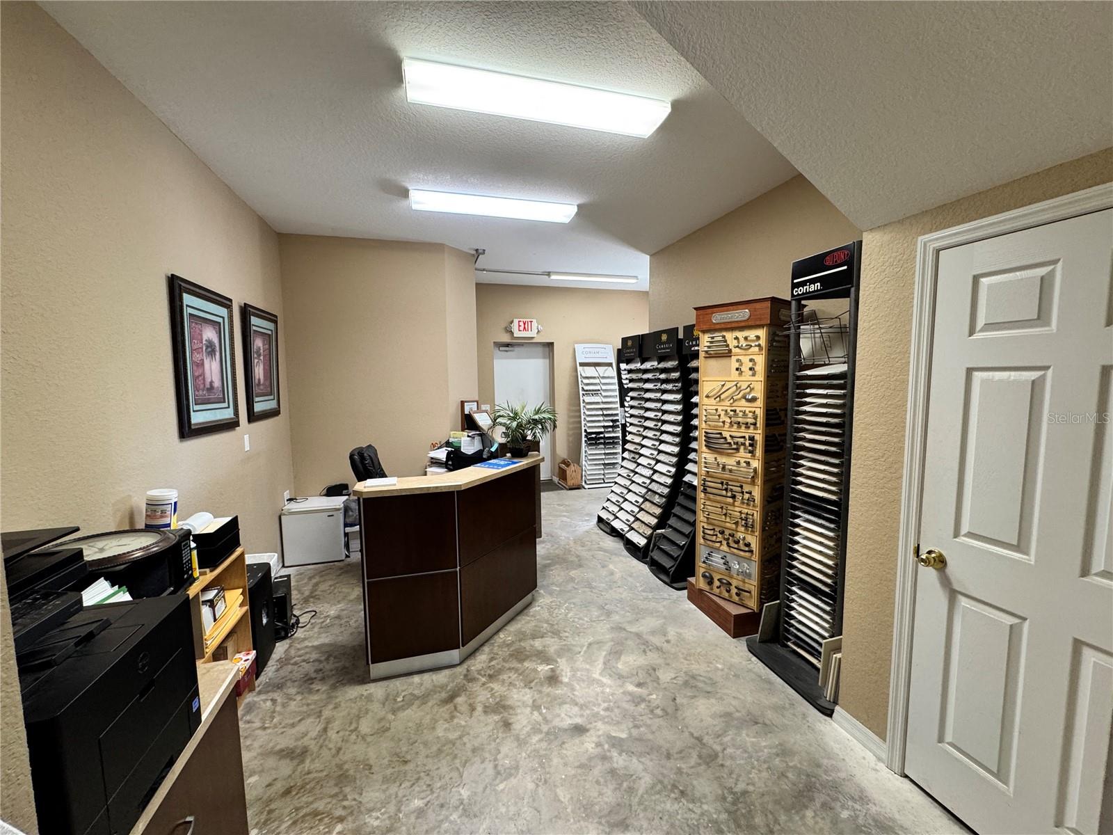 KENILWORTH PARK - Commercial Sale