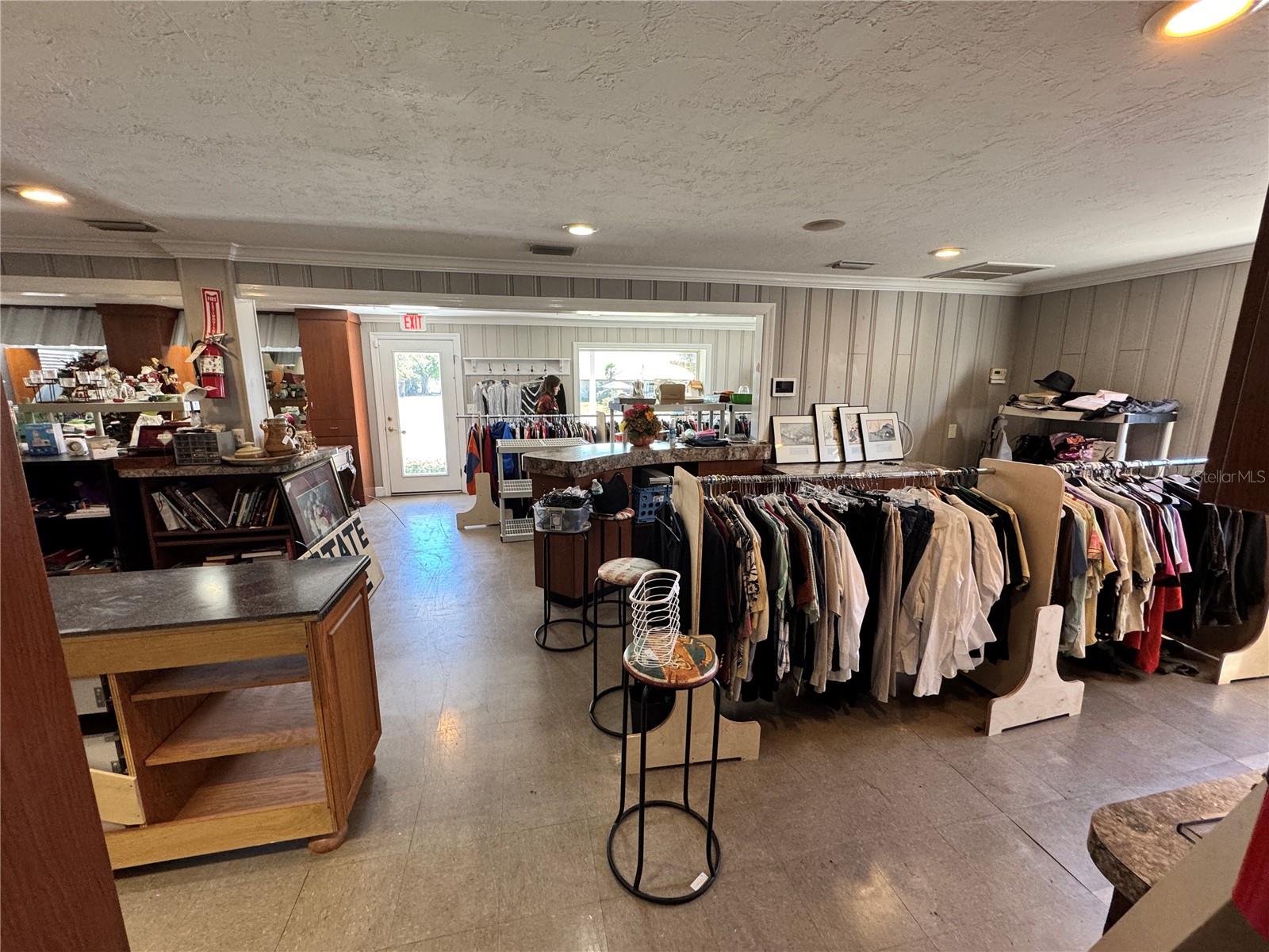 KENILWORTH PARK - Commercial Sale