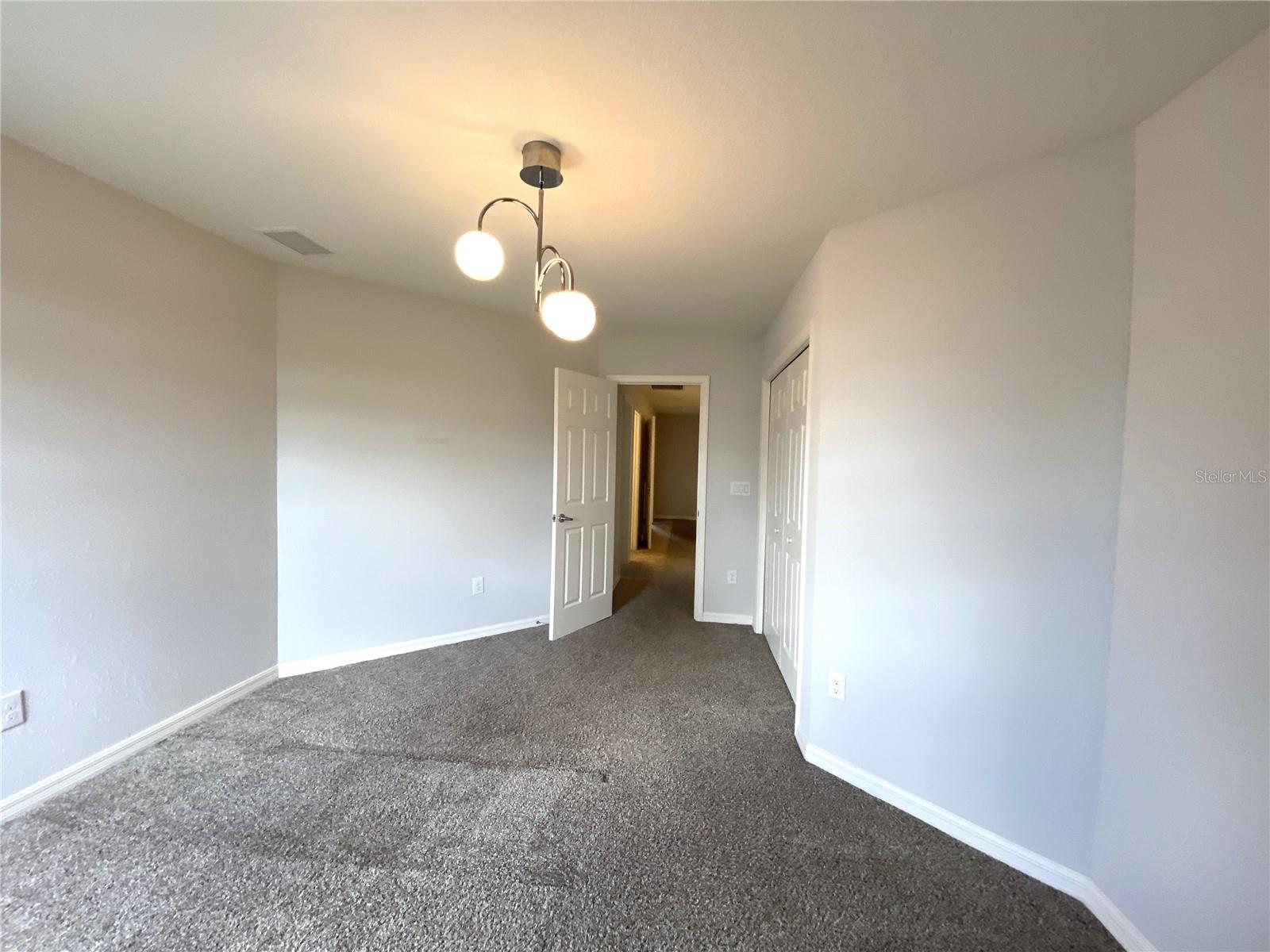 BRADFORD MANOR TWNHSES - Residential Lease