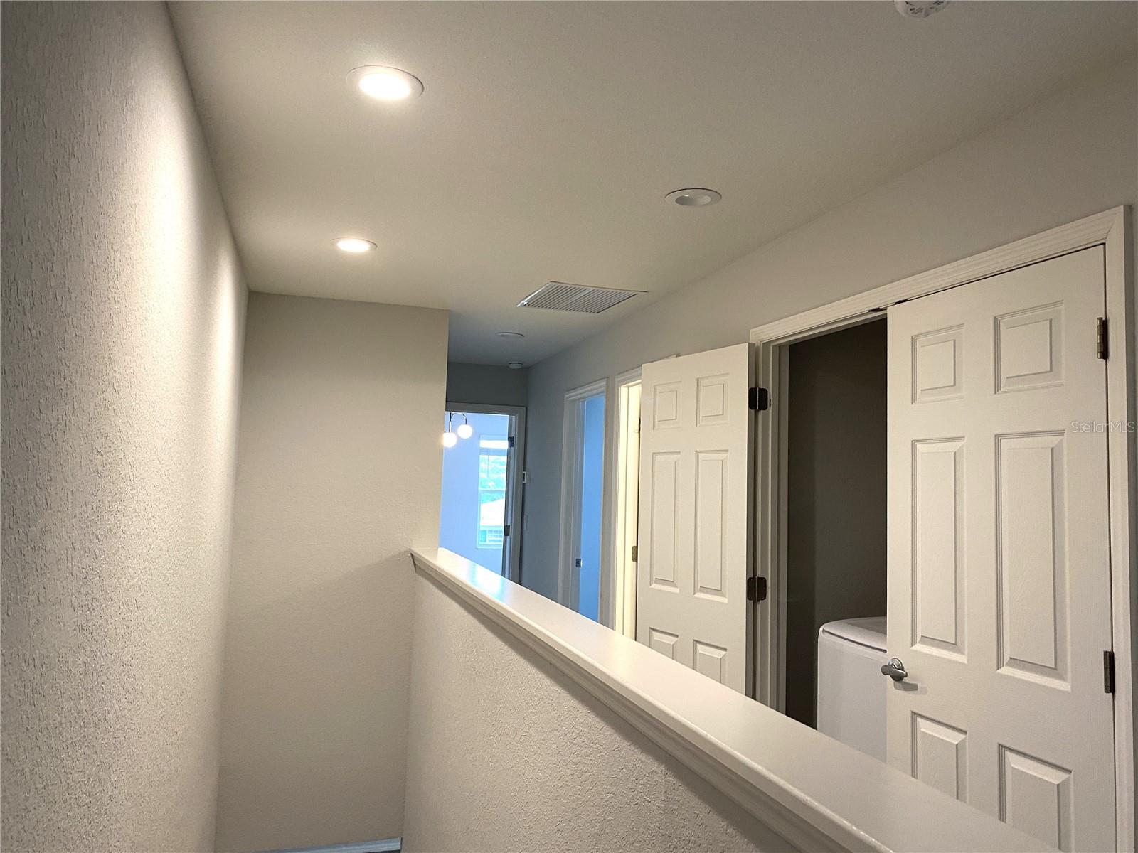 BRADFORD MANOR TWNHSES - Residential Lease