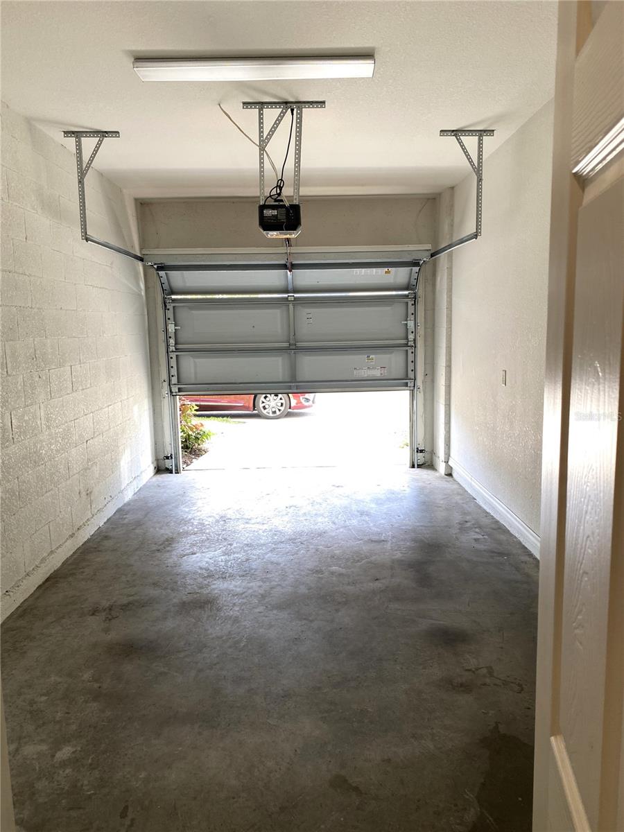BRADFORD MANOR TWNHSES - Residential Lease