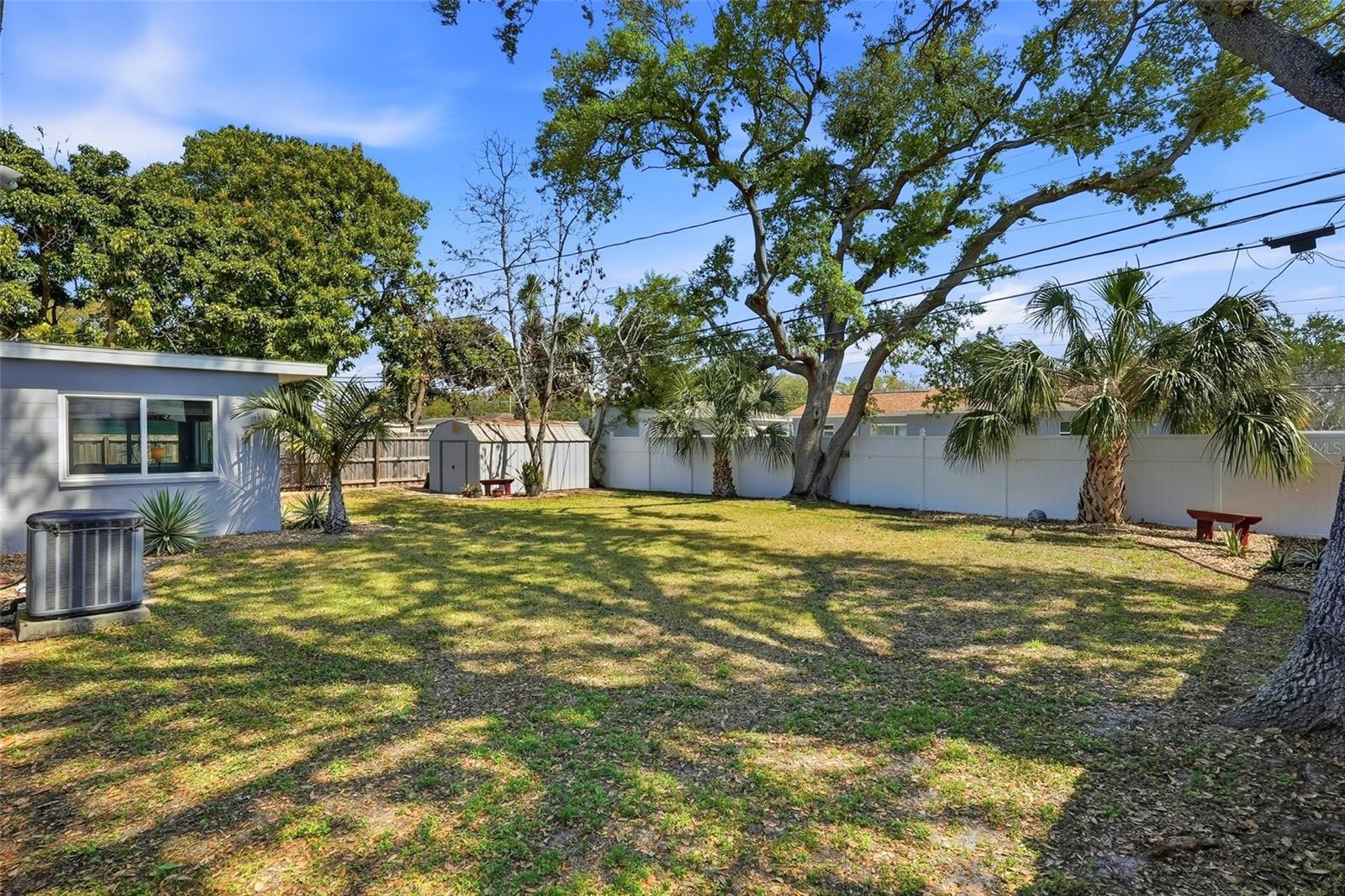 MEADOW LAWN - Residential