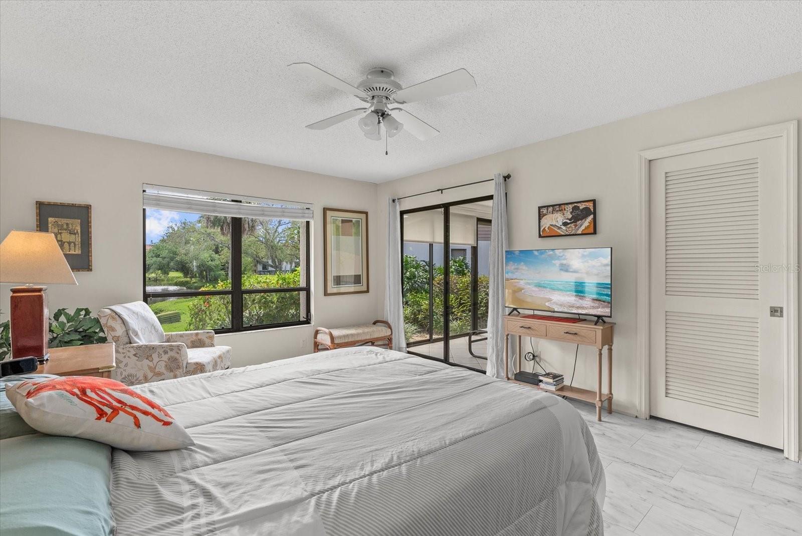 LAKESHORE VILLAGE - Residential