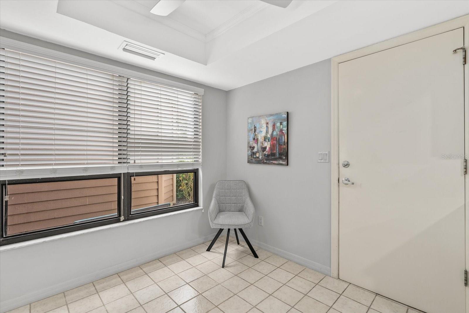 LAKESHORE VILLAGE - Residential