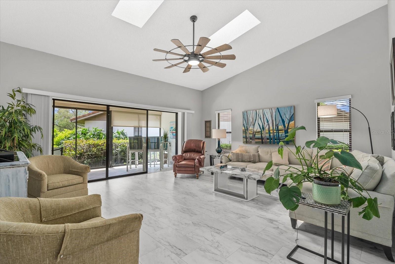 3862 WILSHIRE CIRCLE W 107