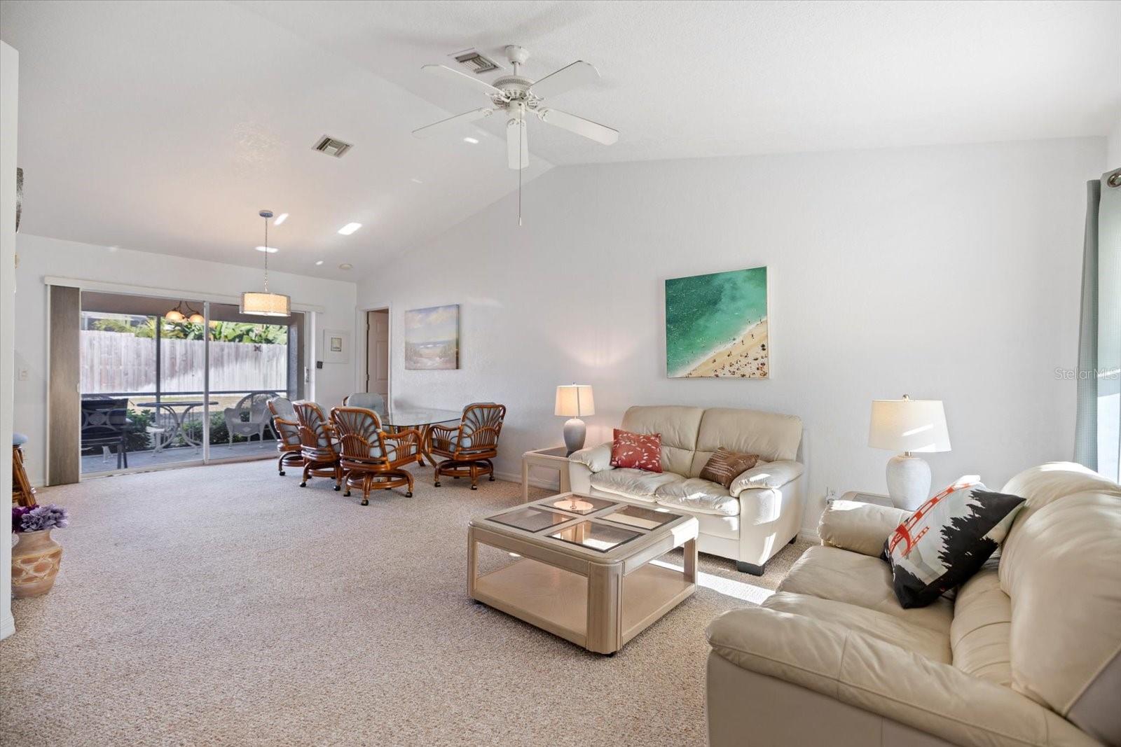 SOUTH VENICE - Residential