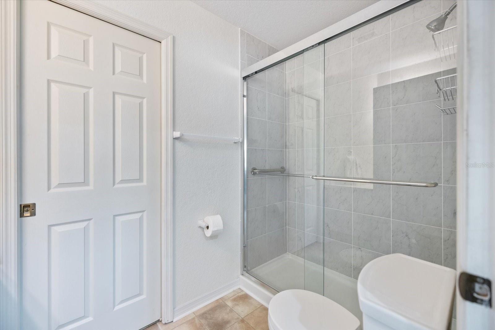 SOUTH VENICE - Residential