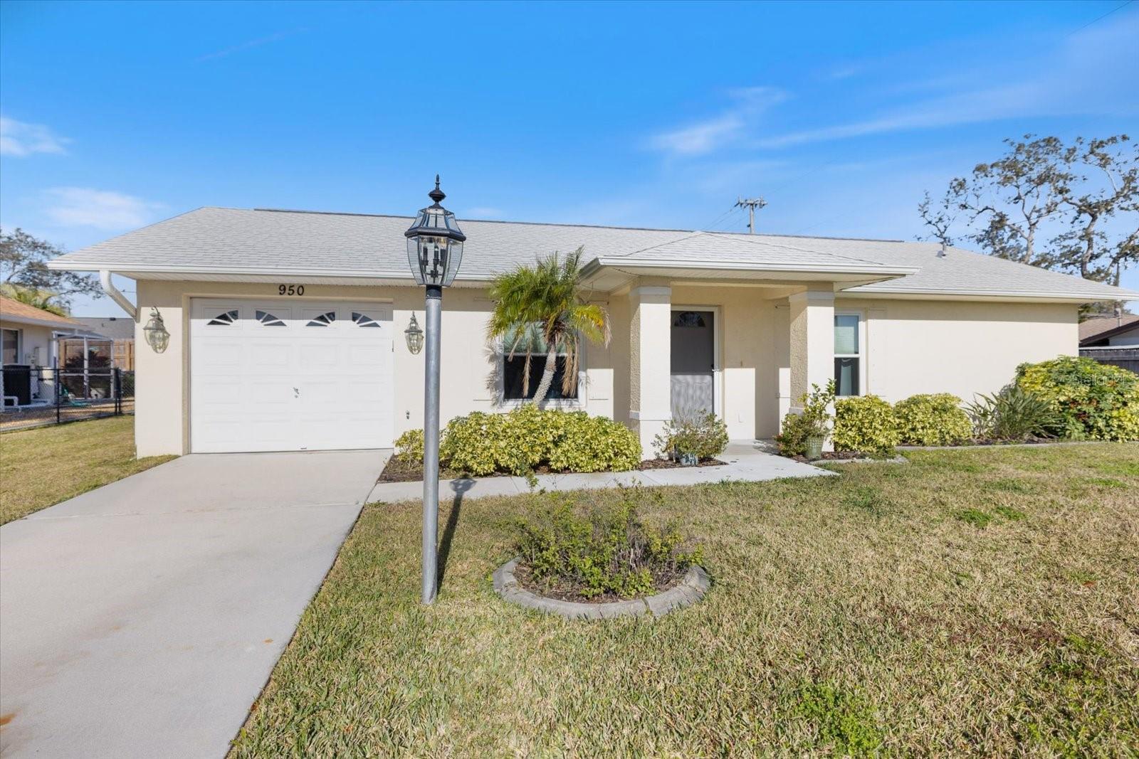 SOUTH VENICE - Residential