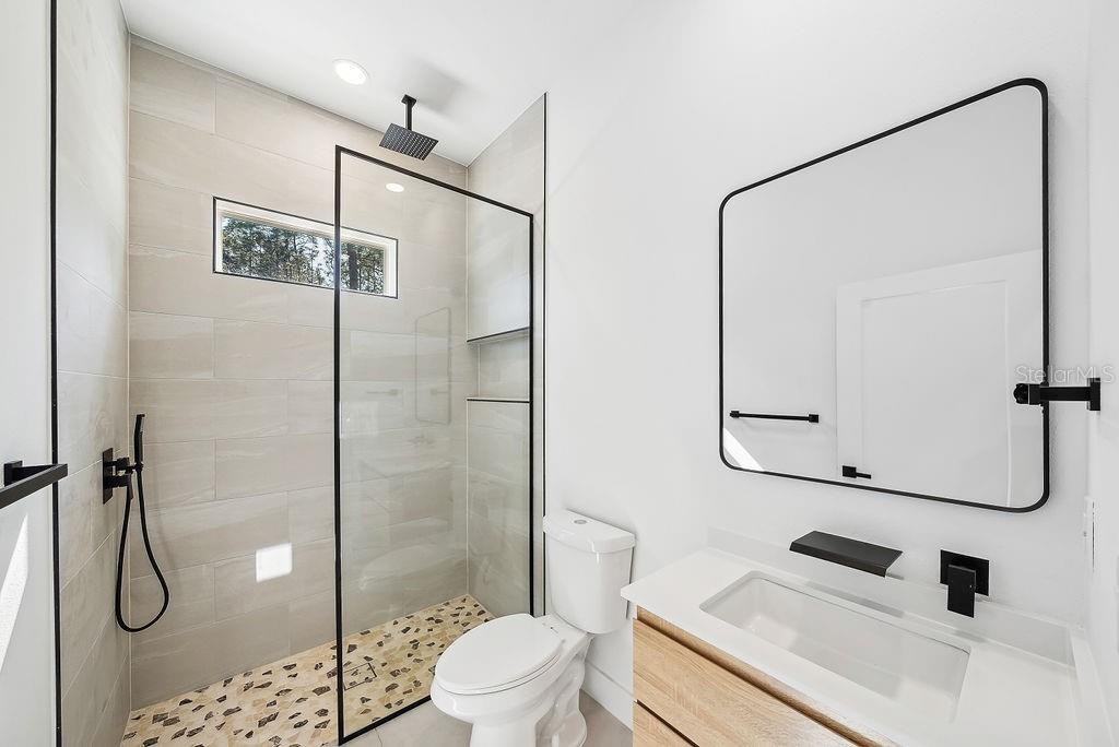 ROLLING HILLS UN 05 - Residential