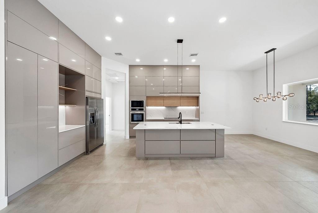 ROLLING HILLS UN 05 - Residential