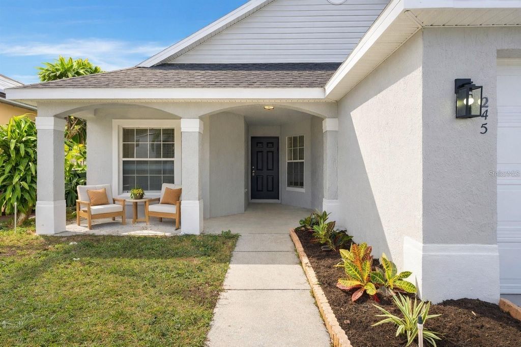 Photo of 245 Hollingshead Loop, Davenport, FL 33896 (MLS # O6405419)