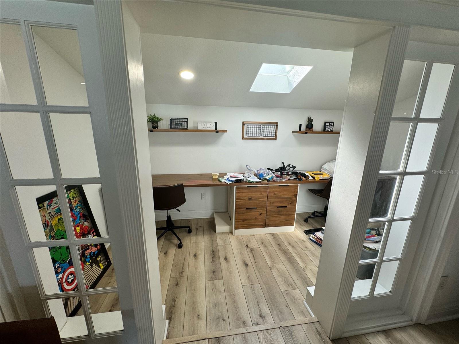 TWELVE OAKS VILLAGE UNIT 3 - Residential Lease