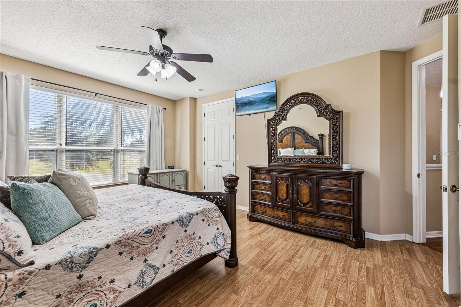 MISTY OAKS - Residential