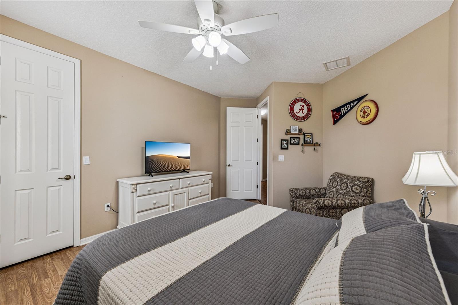 MISTY OAKS - Residential