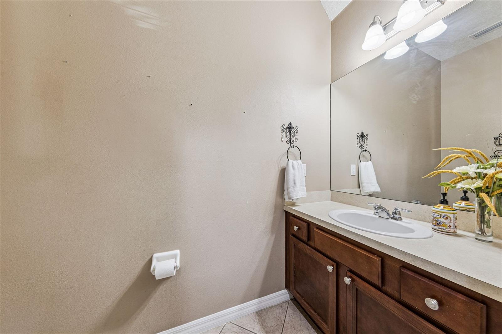 MISTY OAKS - Residential