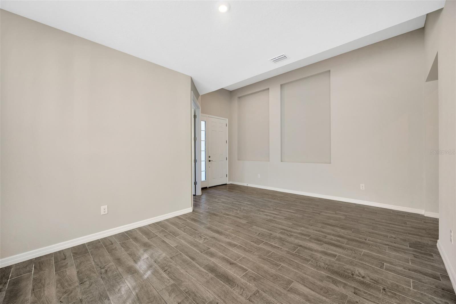 CHAPEL CHASE - Residential