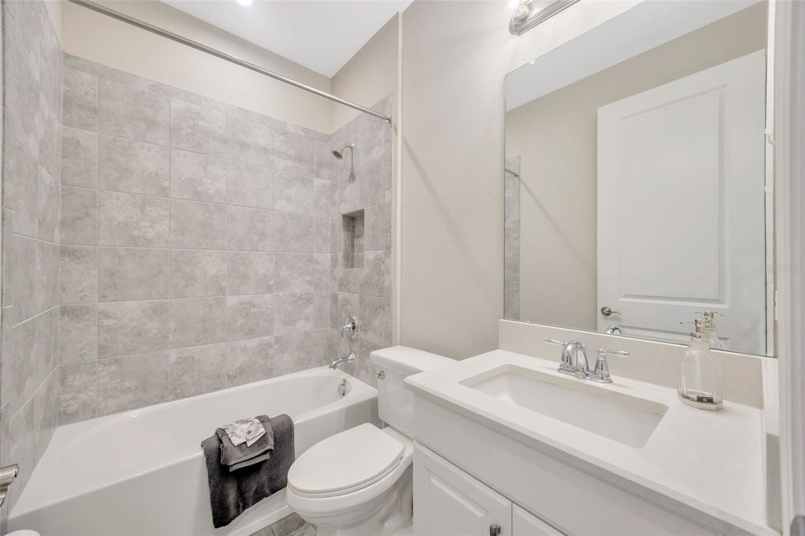 CHAPEL CHASE - Residential