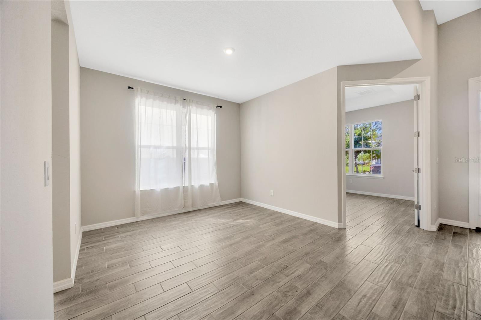 CHAPEL CHASE - Residential