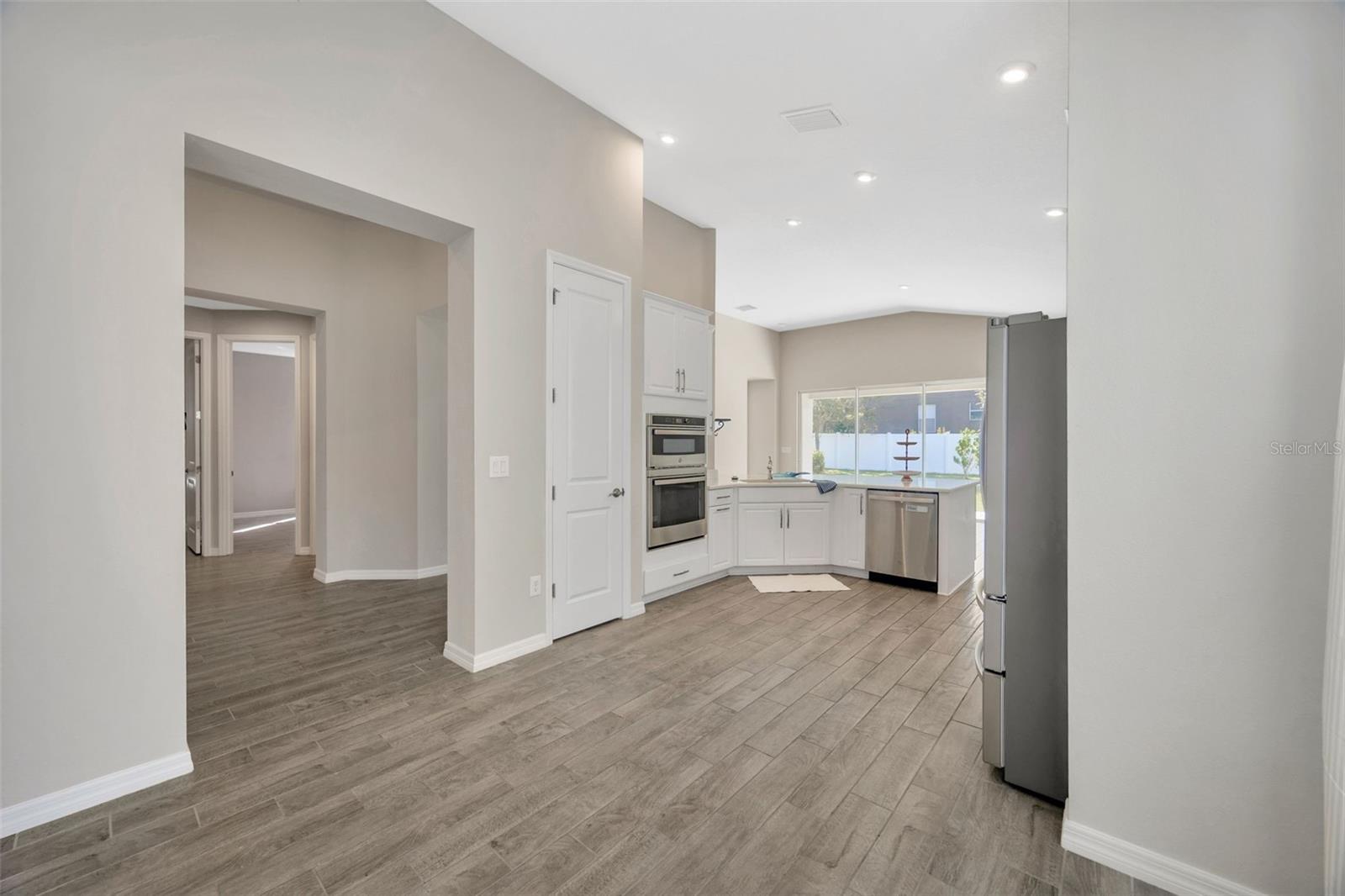 CHAPEL CHASE - Residential