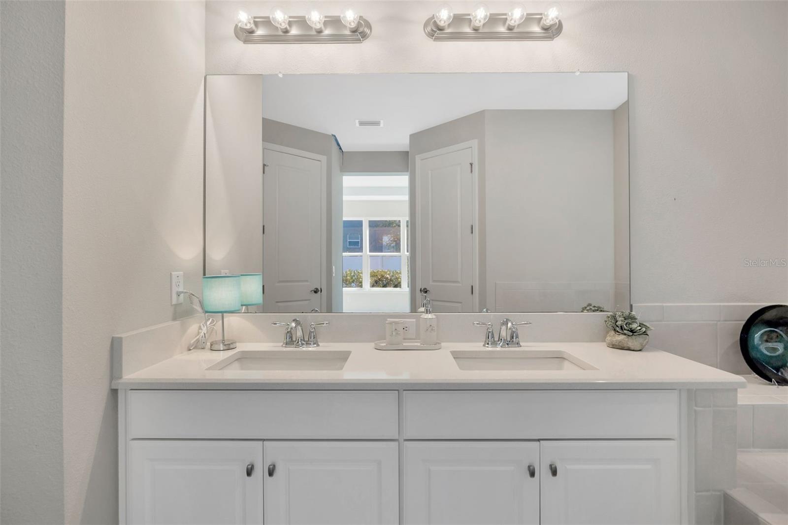 CHAPEL CHASE - Residential