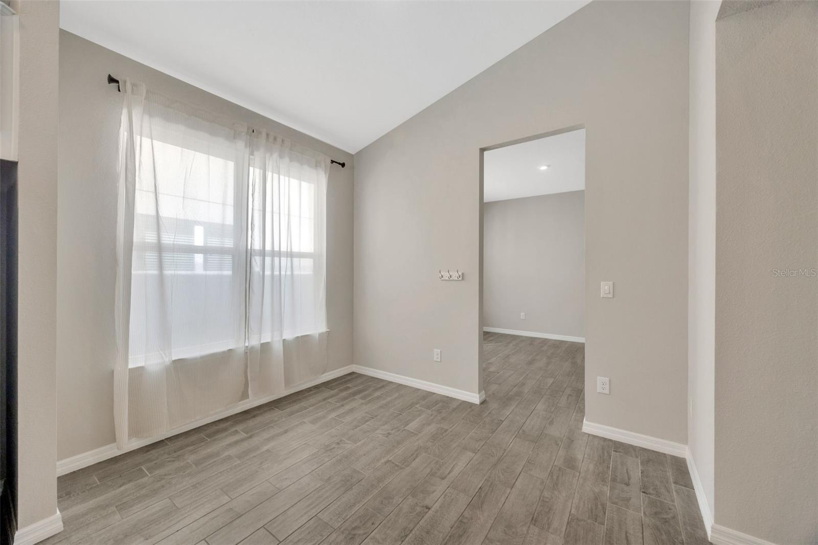 CHAPEL CHASE - Residential