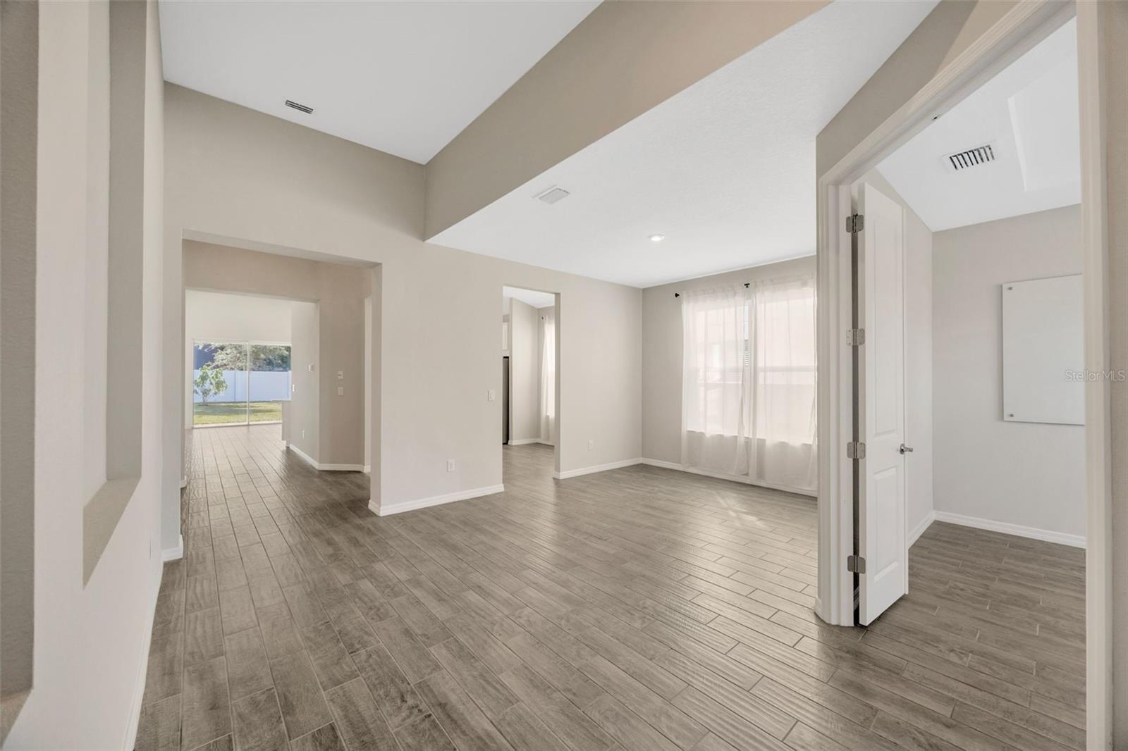 CHAPEL CHASE - Residential