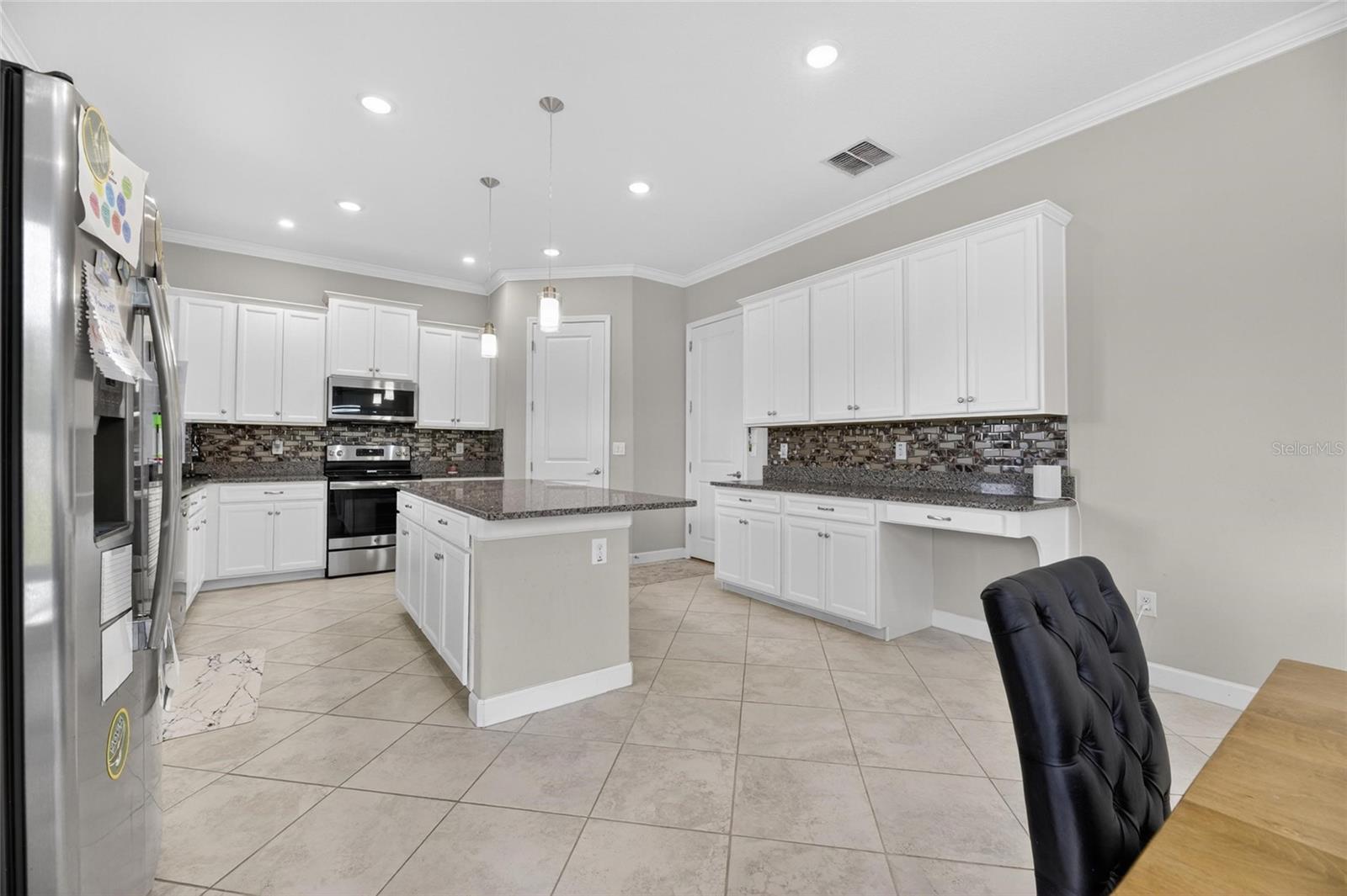 MEADOW POINTE IV - Residential
