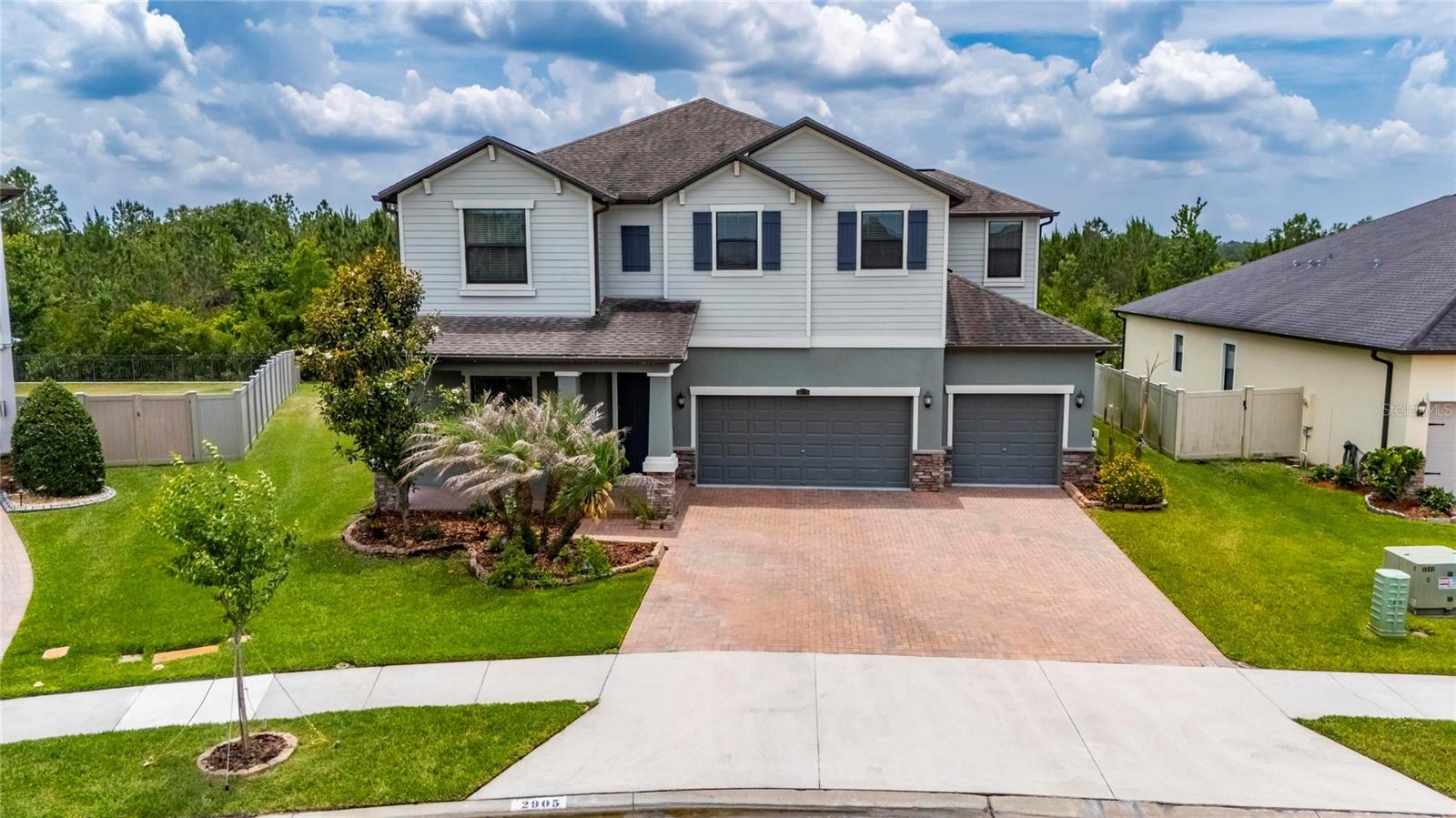 MEADOW POINTE IV - Residential
