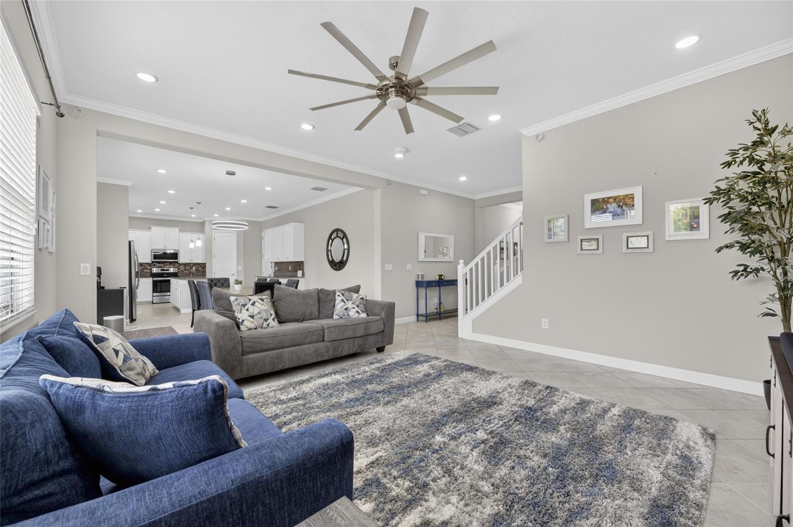 MEADOW POINTE IV - Residential