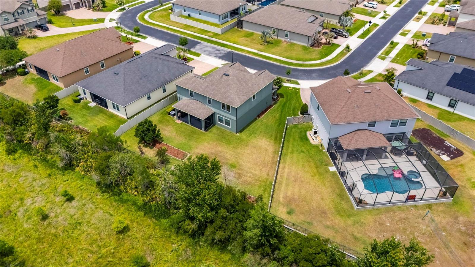 MEADOW POINTE IV - Residential