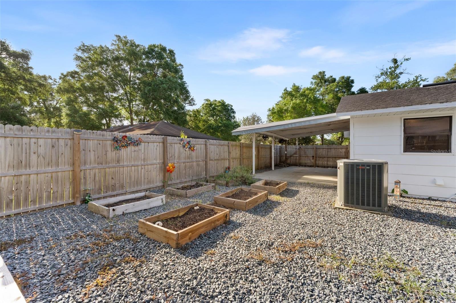 REPLAT SYLVANIA TERRACE - Residential