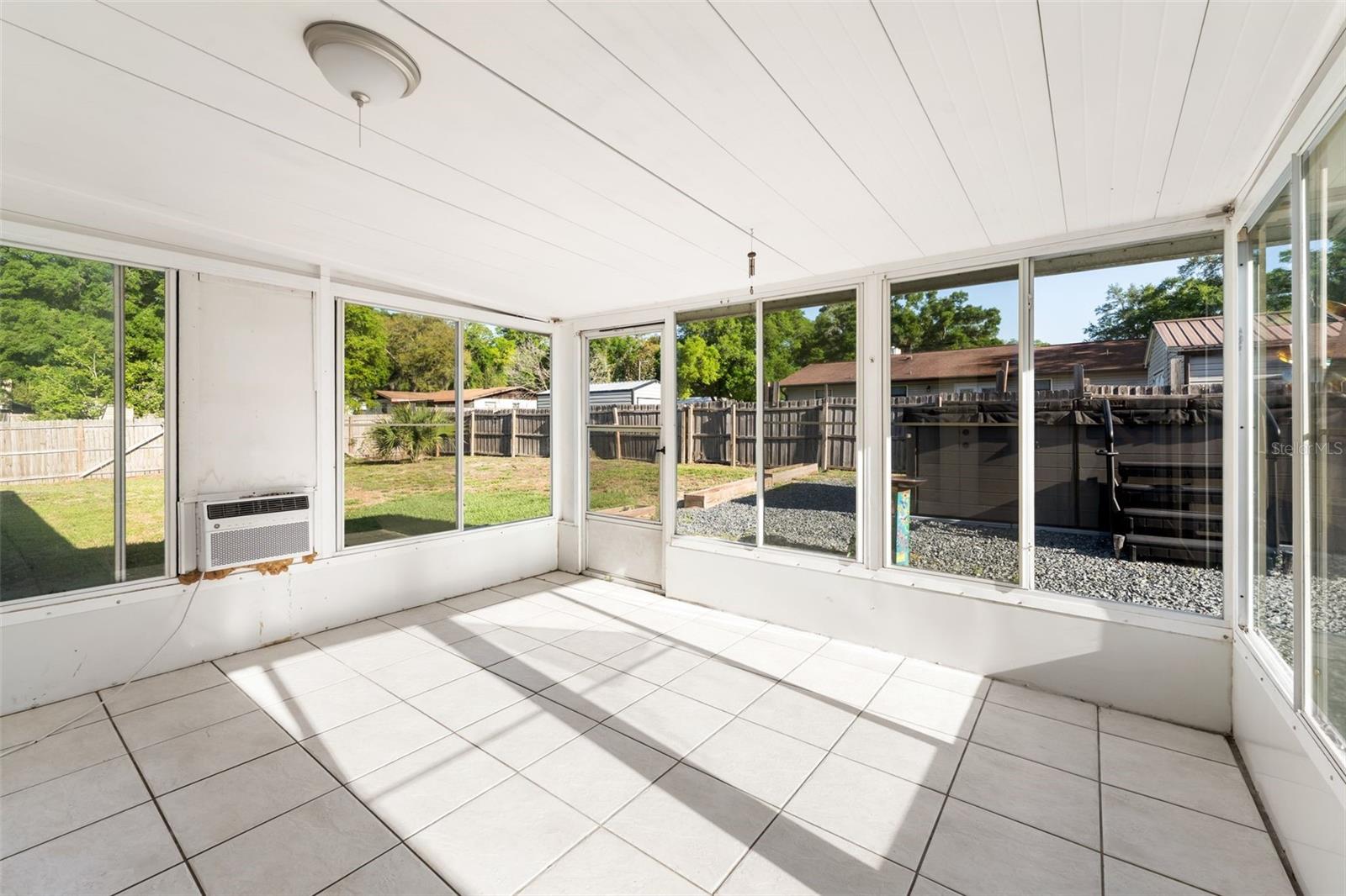 REPLAT SYLVANIA TERRACE - Residential