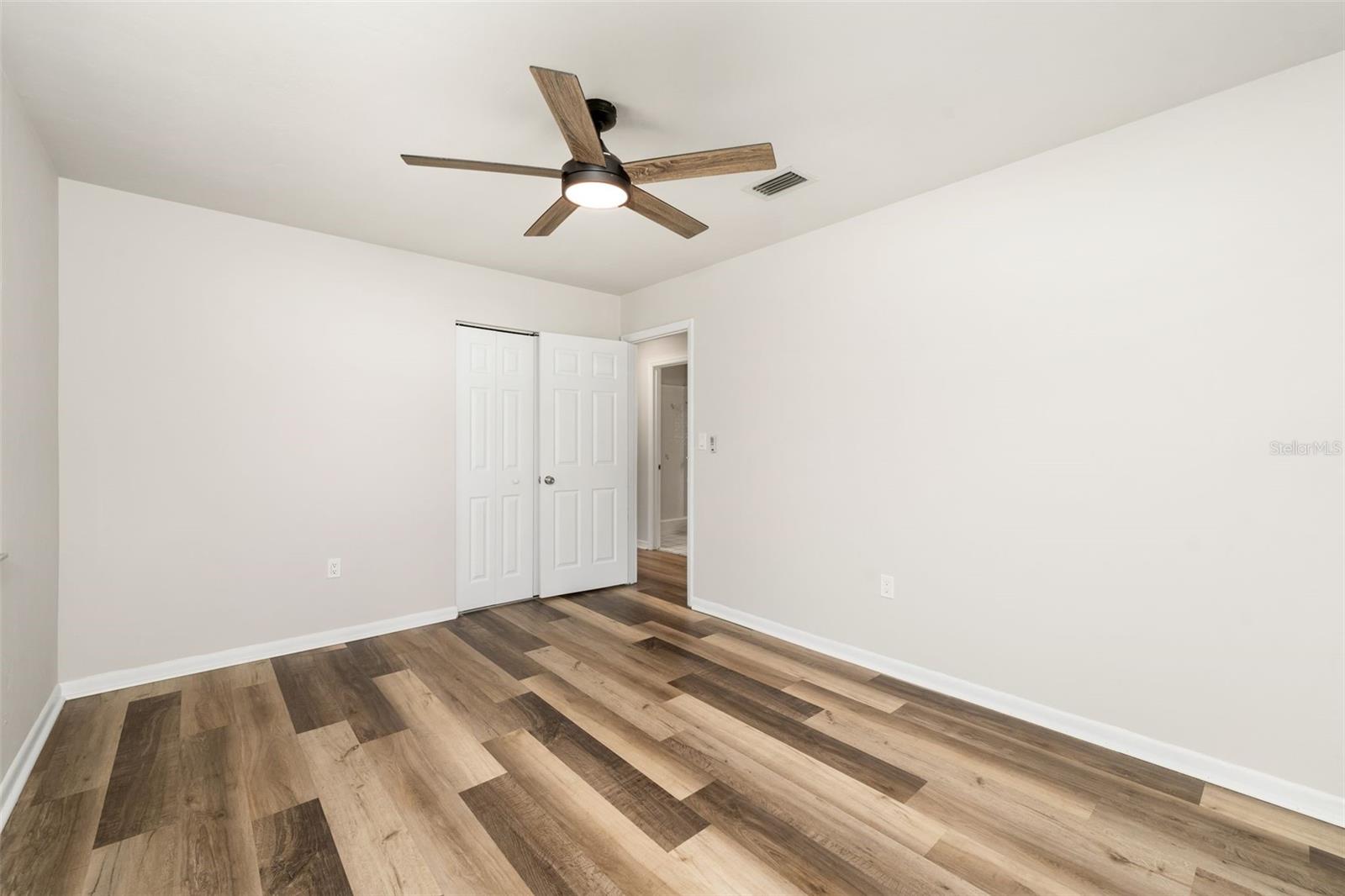 REPLAT SYLVANIA TERRACE - Residential