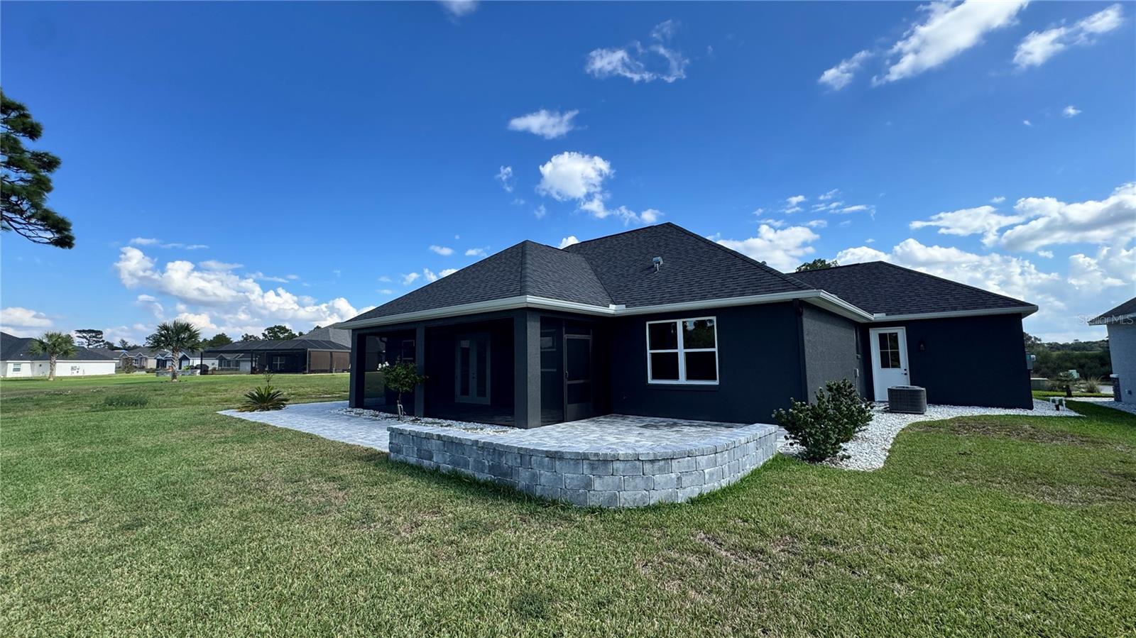 JULIETTE FALLS - Residential