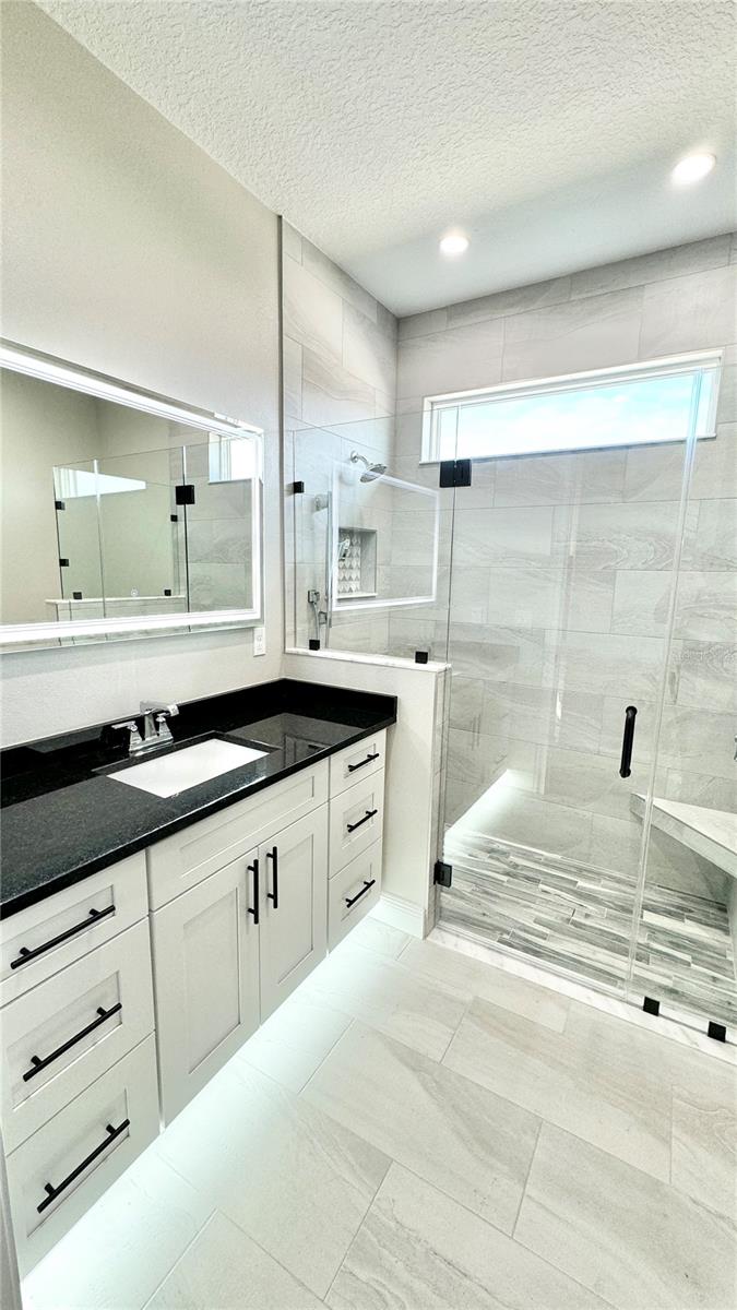 JULIETTE FALLS - Residential