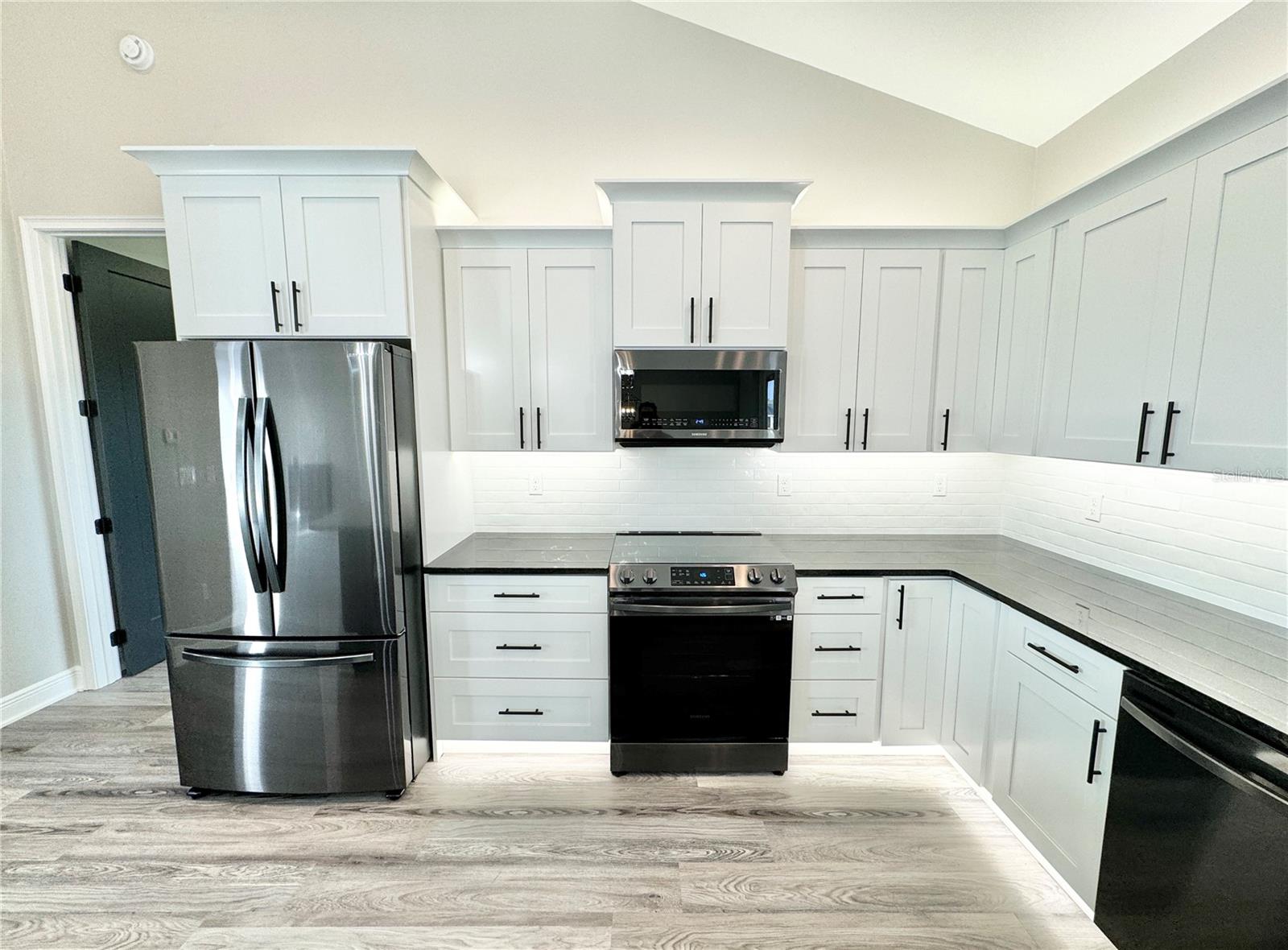 JULIETTE FALLS - Residential