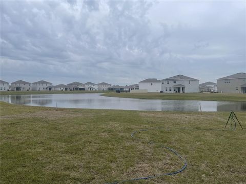 A home in PALMETTO