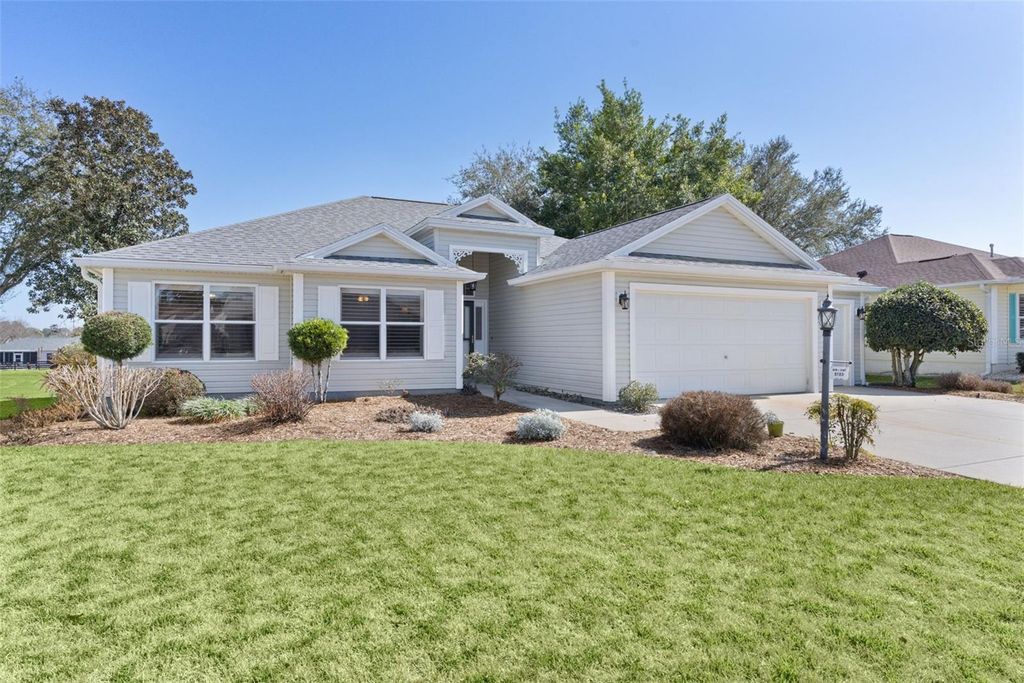 Photo of 17645 SE 93rd Carson Terrace, The Villages, FL 32162 (MLS # G5107557)