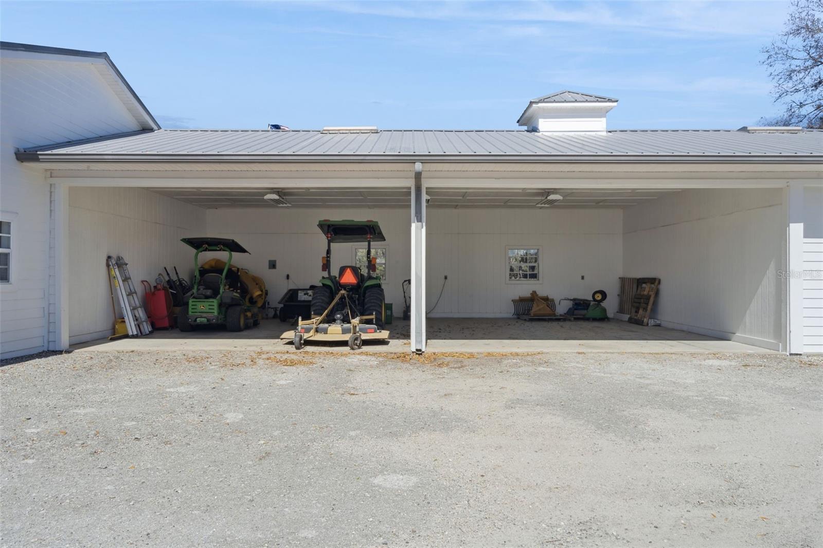 GROVELAND FARMS 32-22-25 - Residential