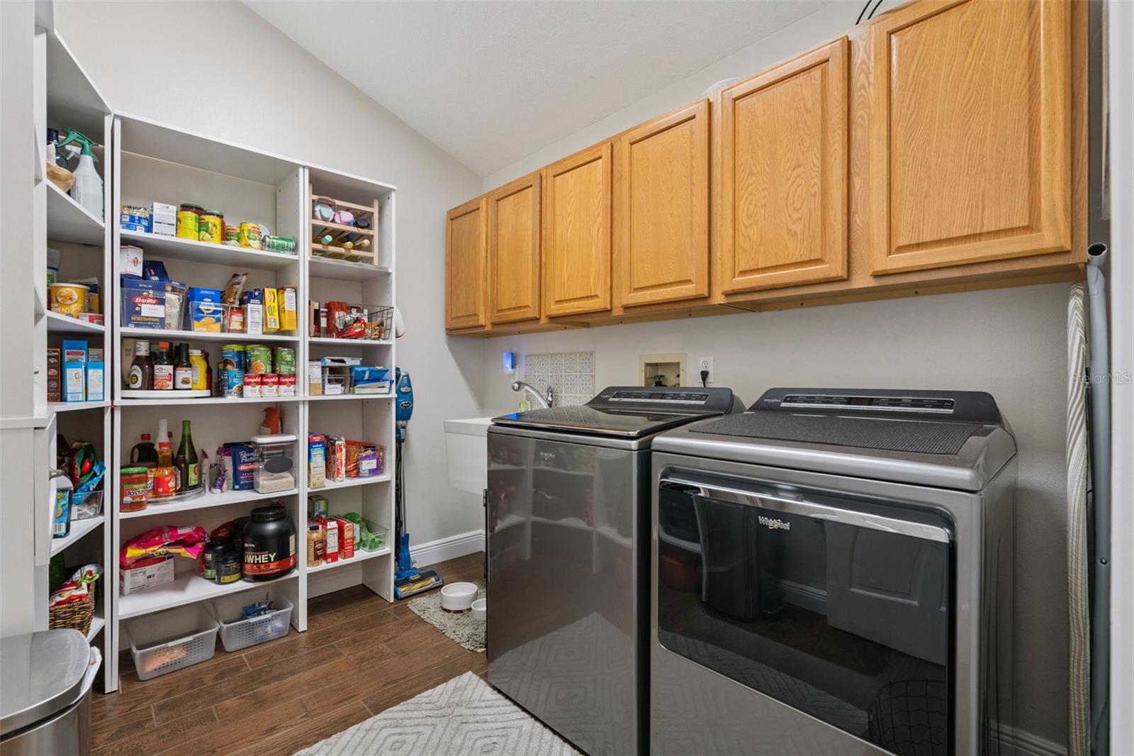 GROVELAND FARMS 32-22-25 - Residential