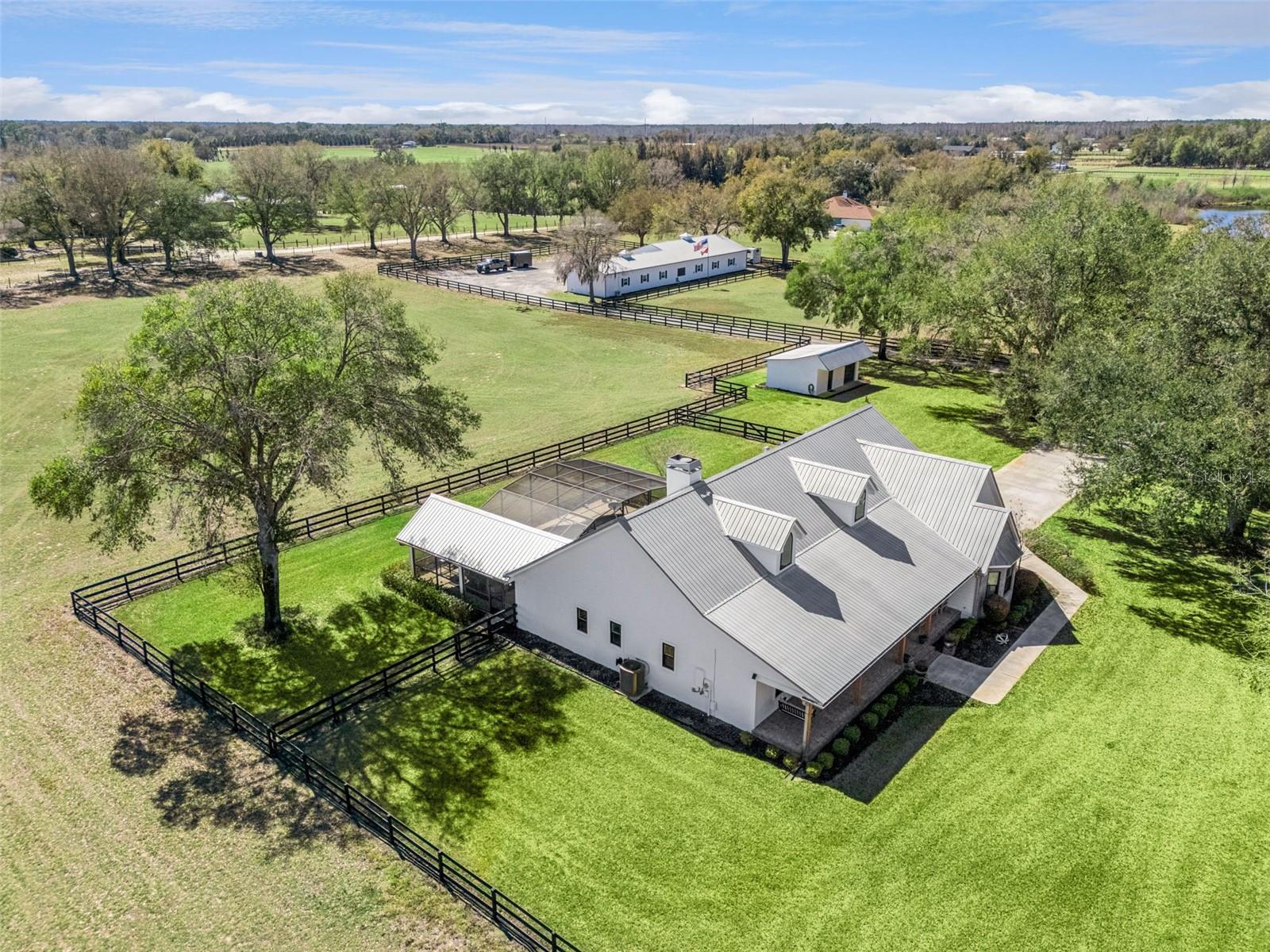 GROVELAND FARMS 32-22-25 - Residential